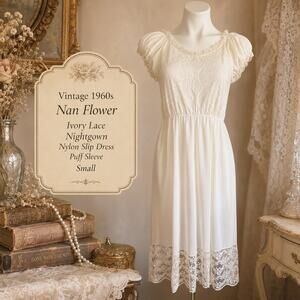 Vintage 1960s Rare Nan Flower Ivory Lace Nightgown Nylon Slip Dress Sz S